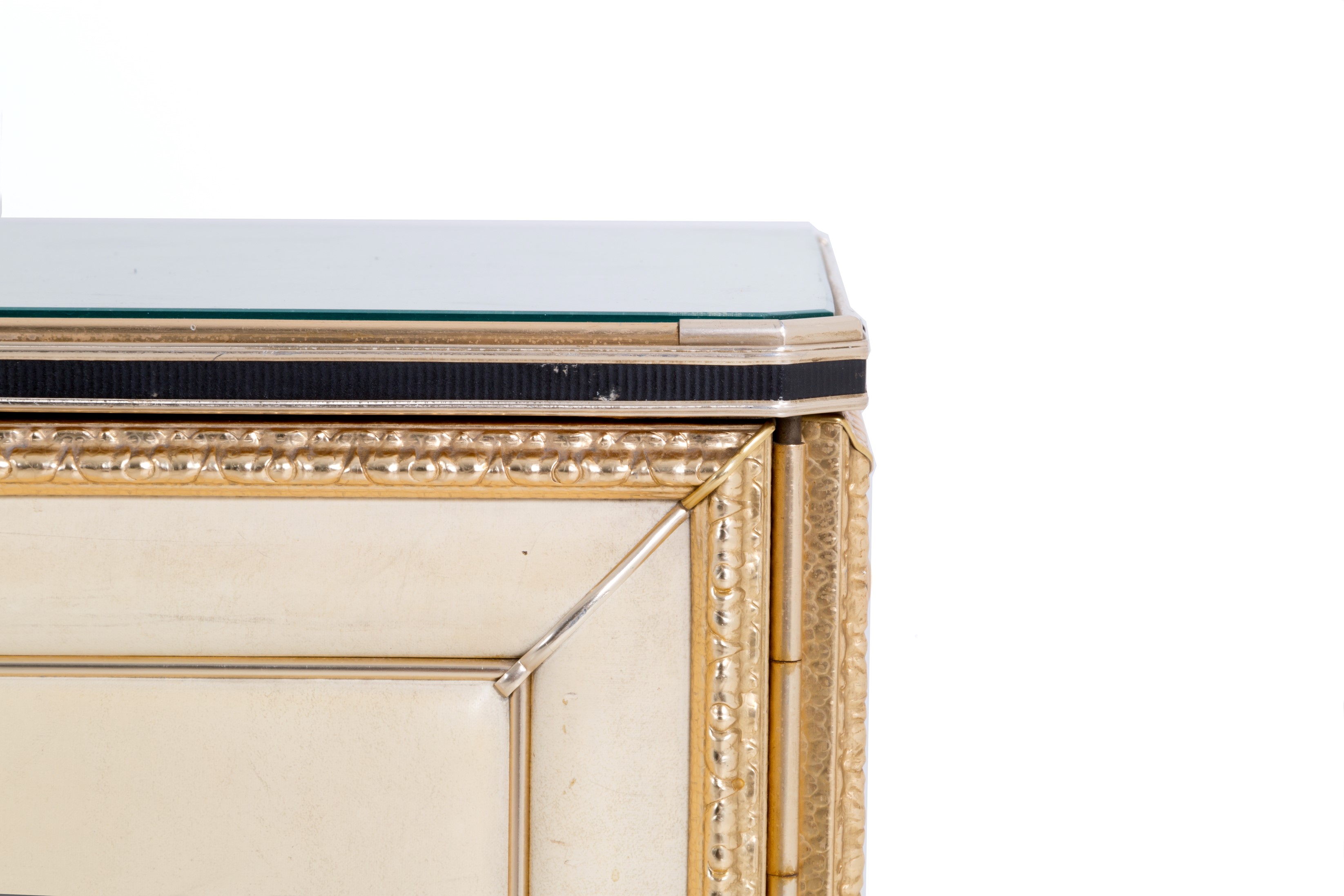 Credenza
