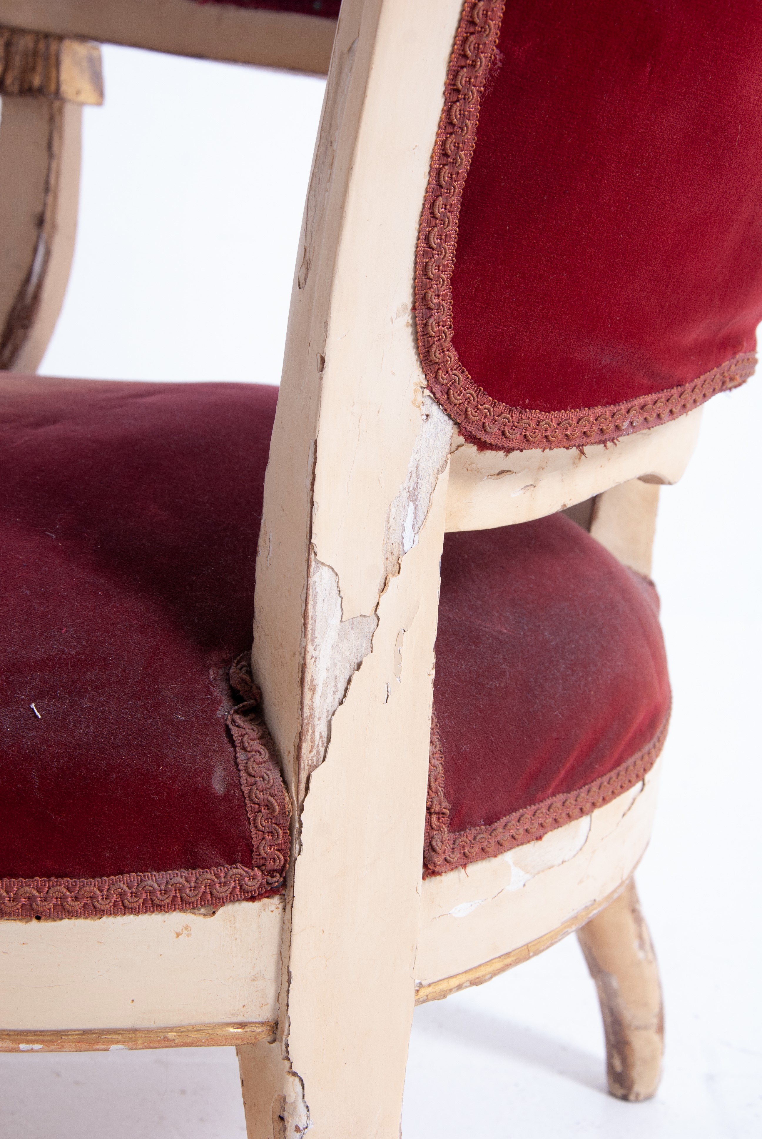 Poltrona in legno laccato