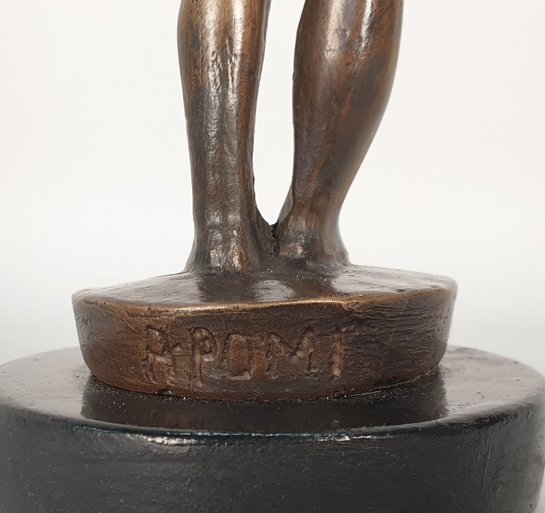 Scultura ''NUDO DI BAMBINO''