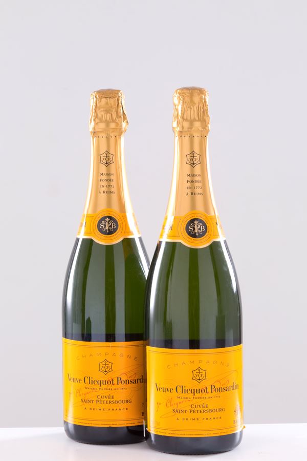 Champagne CuvÅe Saint PÅtersbourg, Veuve Clicquot Ponsardin (2 bt)....  - Auction MILANO DECOR - Antiques, Wine and Spirits Auction - Viscontea Casa d'Aste