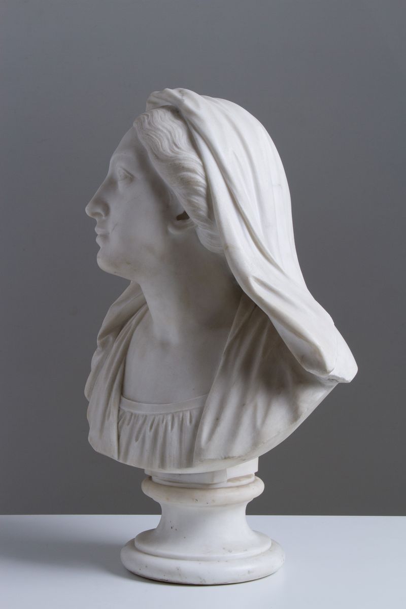 Scultura in Marmo Bianco di Carrara Raff. ''busto di Donna con Velo''. Fine XIX...