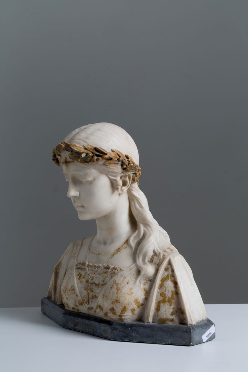 Aristide Petrilli (tivoli, 1868 - Firenze 1930?). Scultura in Marmo Bianco di Carrara
