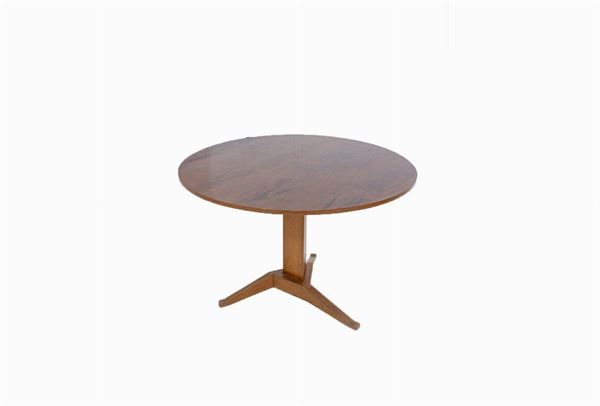 AUGUSTO ROMANO - Round table in walnut wood