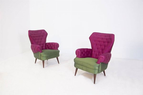 Pair of armchairs in walnut and silk