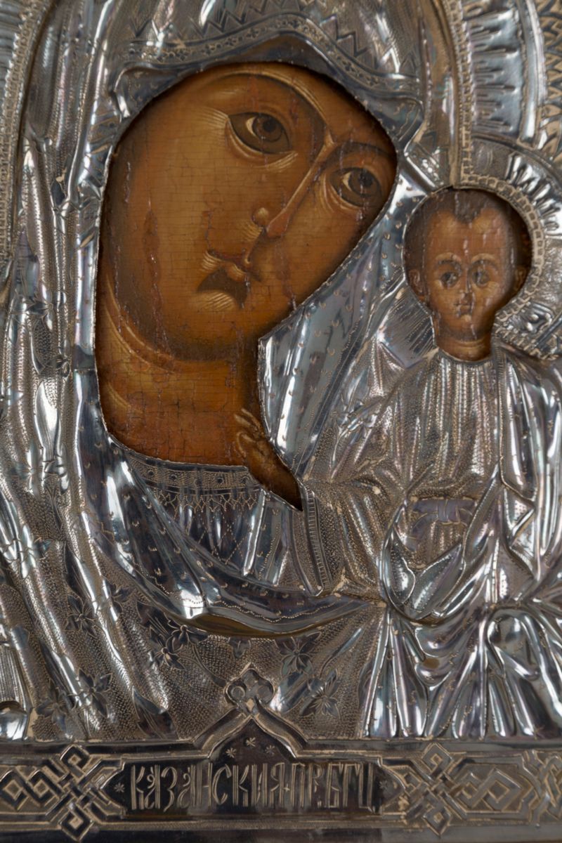Icona su Tavola Raff. ''madonna con Bambino'' con Riza in Argento. Russia. Iniz...