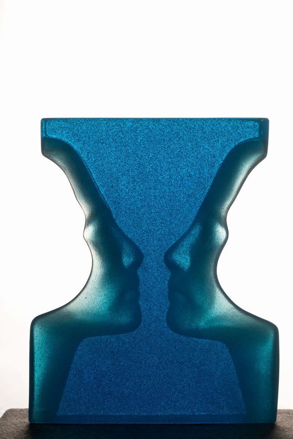 Scultura in pasta di vetro bluette