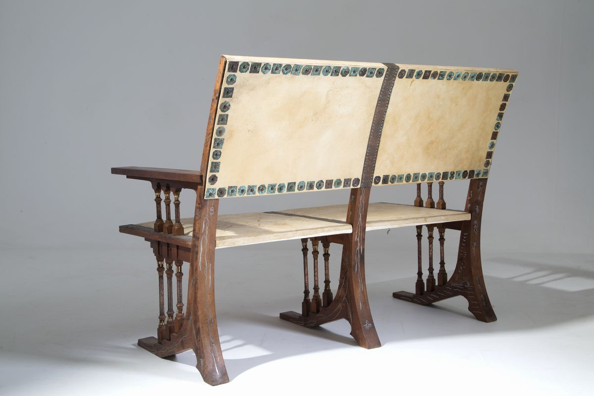 Carlo Bugatti - Divano in Legno Intarsiato. Notificato