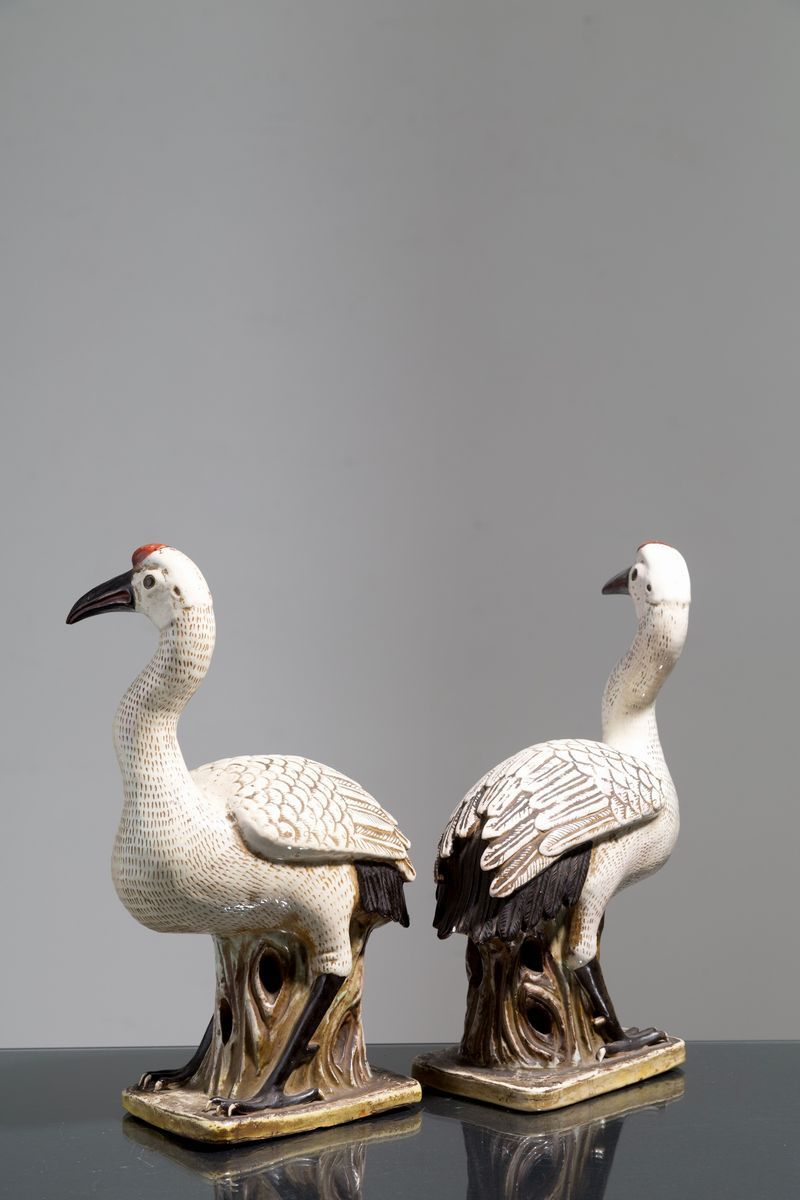 Due Sculture in Ceramica Raff. ''uccelli Tropicali''