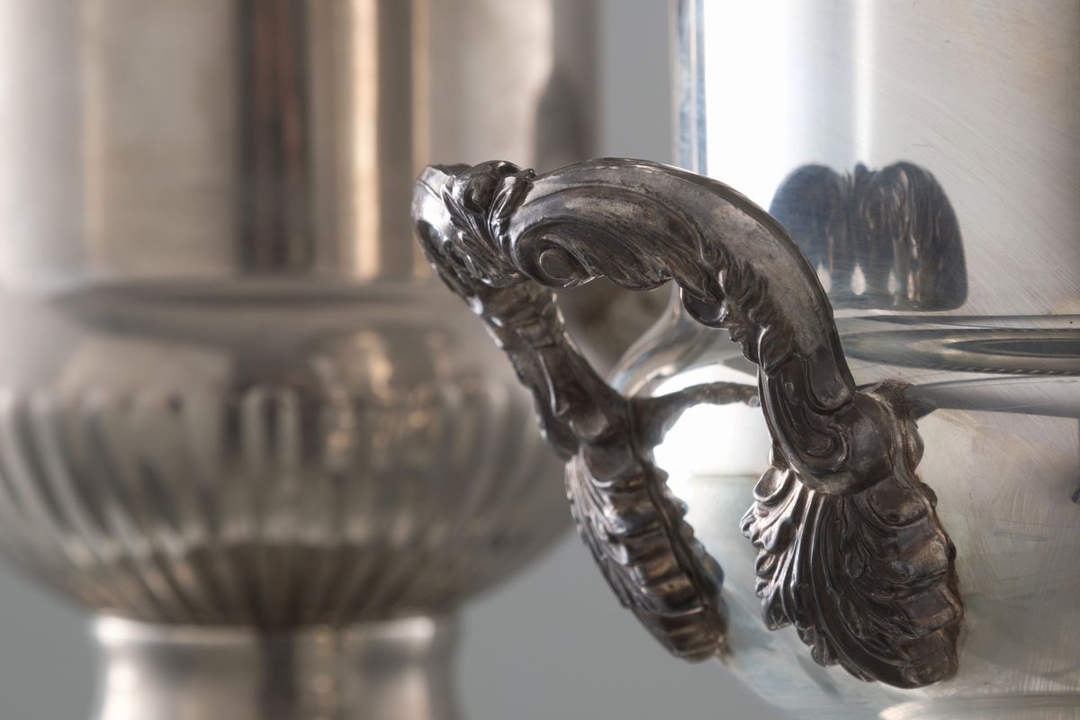 Due secchielli portachampagne