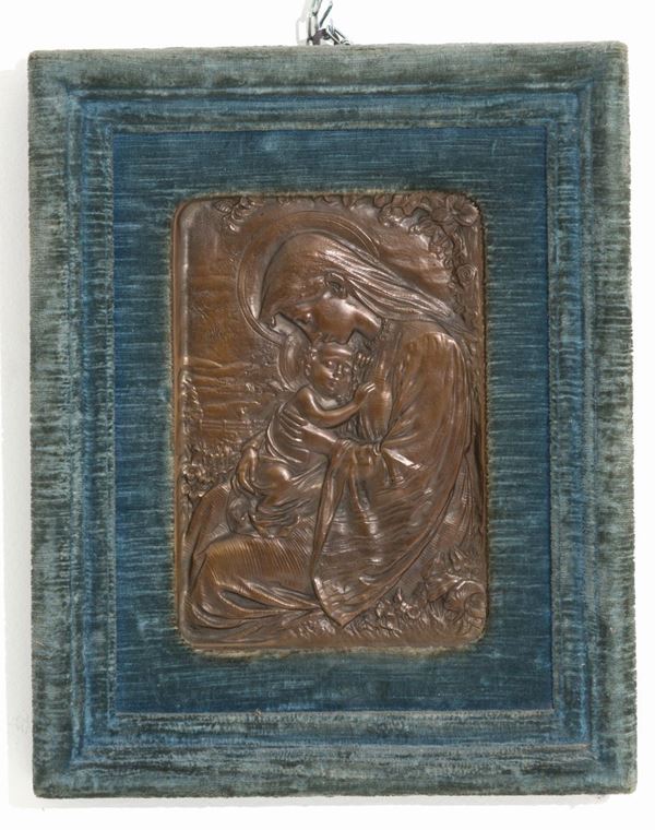 Placca in bronzo patinato raff. ''MADONNA CON BAMBINO''. Perioodo Liberty....