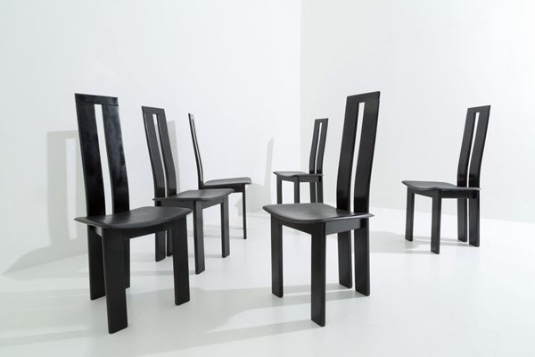 Sei sedie in pelle con struttura in legno. Manifattura PIETRO COSTANTINI. Anni ...