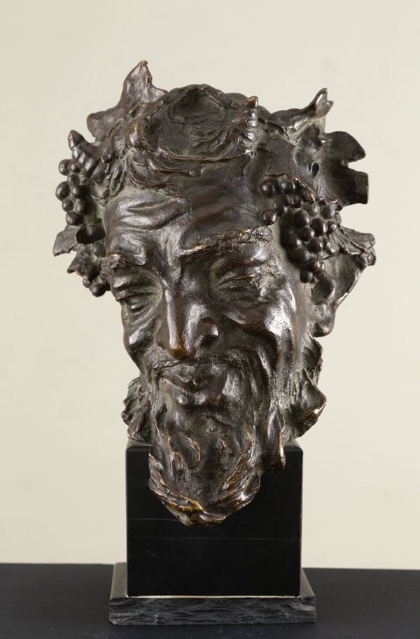 VINCENZO GEMITO - VINCENZO GEMITO (Napoli, 1852-1929). Scultura in bronzo patinato raff. ''TESTA DI BACCO''