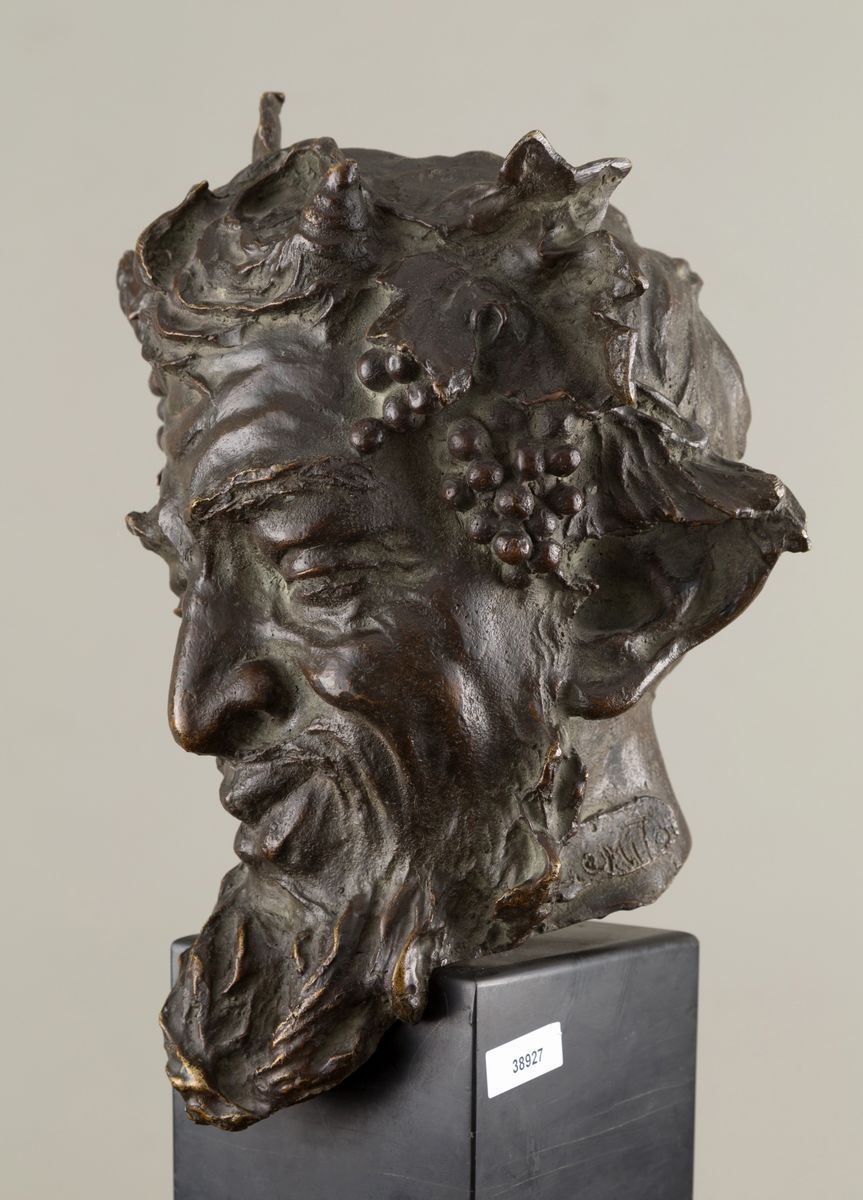 Vincenzo Gemito (napoli, 1852-1929). Scultura in Bronzo Patinato Raff. ''testa di Bacco''
