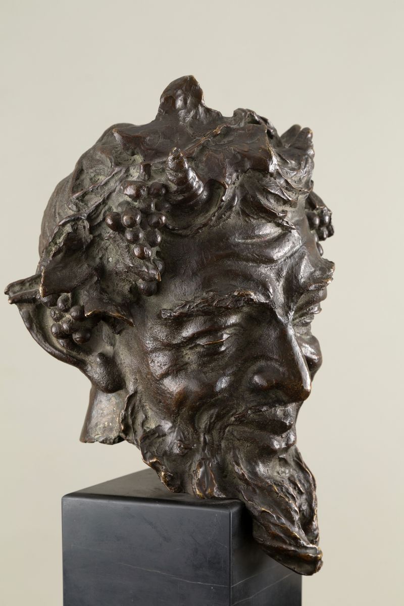 Vincenzo Gemito (napoli, 1852-1929). Scultura in Bronzo Patinato Raff. ''testa di Bacco''