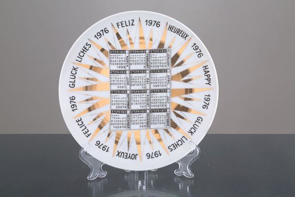 PIERO FORNASETTI - Piatto in porcellana