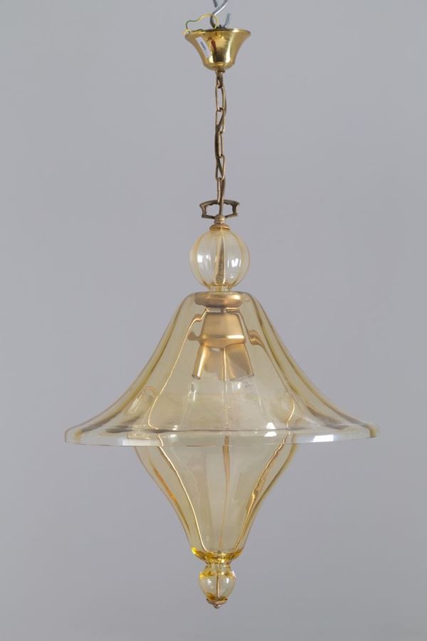 Lampadario in vetro soffiato