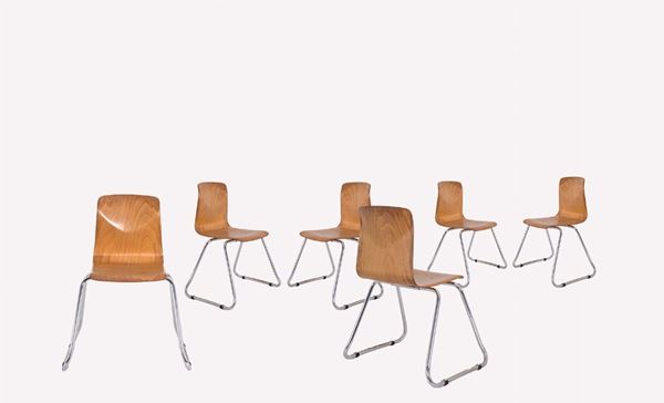 Six chairs produced by PAGHOLTZ FLOTOTTO