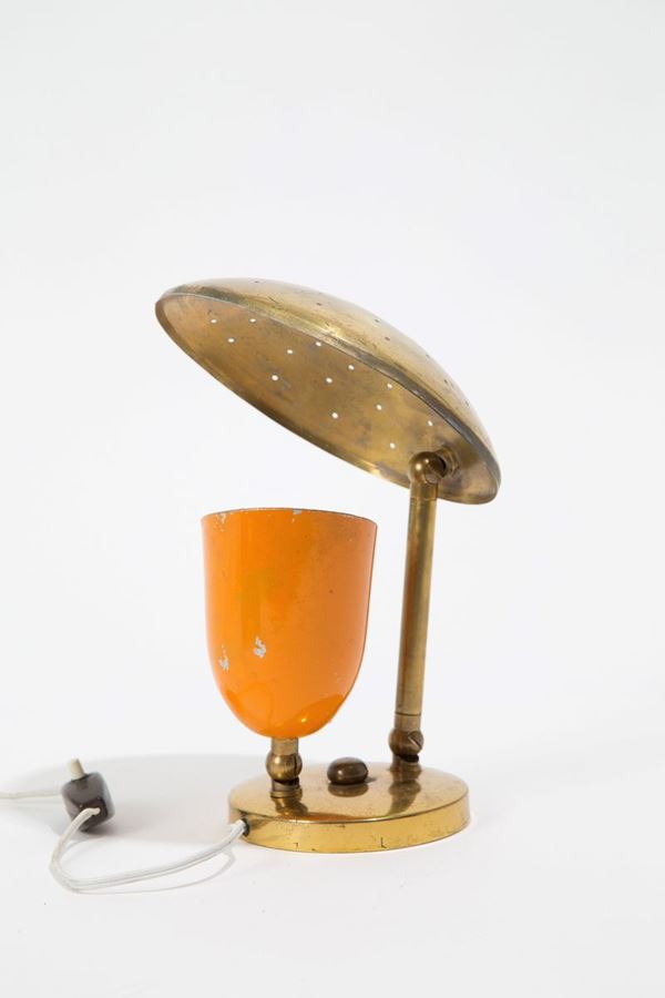 Table lamp