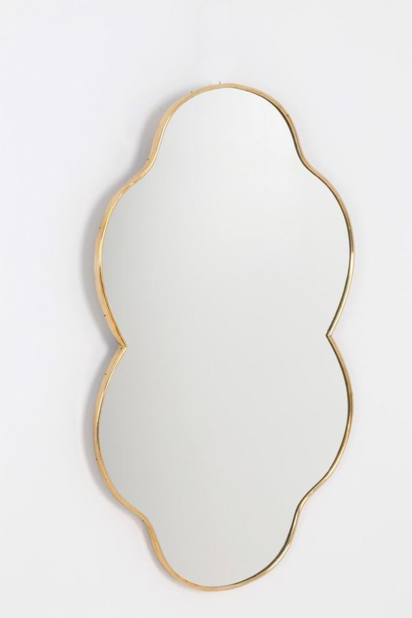 Mirror in multi-lobed brass