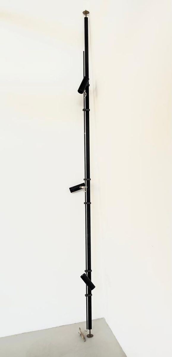 GINO SARFATTI : Rare table lamp for ARTELUCE  - Auction + DESIGN - Viscontea Casa d'Aste