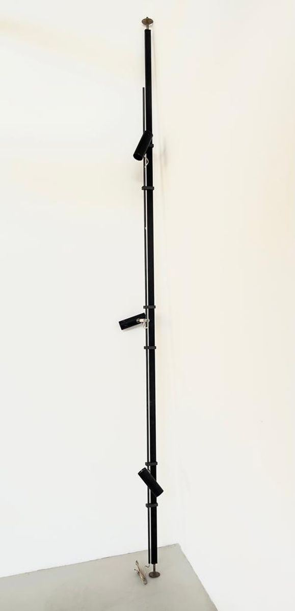 GINO SARFATTI : Rara lampada da tavolo per ARTELUCE  - Asta + DESIGN - Viscontea Casa d'Aste