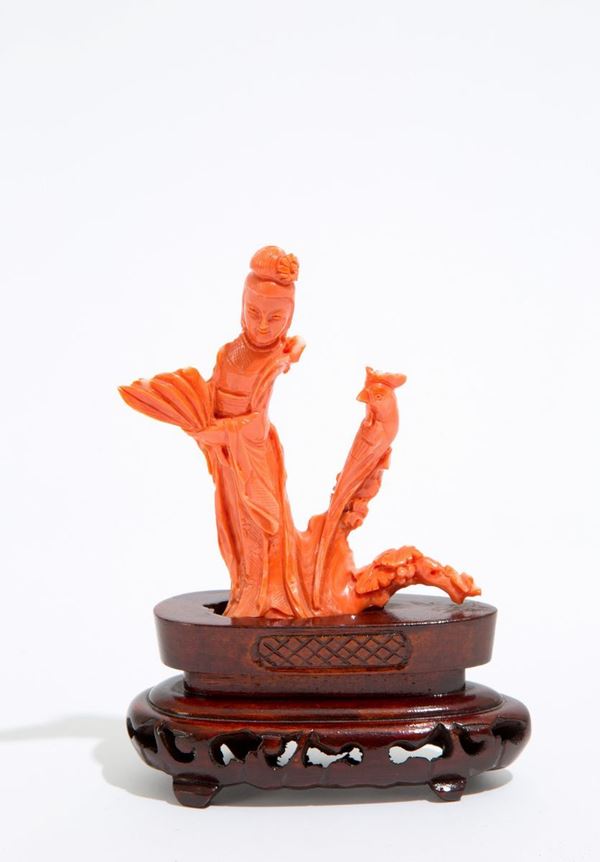 Scultura in corallo "GEISHA"