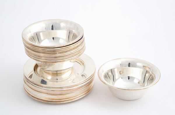 800 silver plates and bowls. MIRACOLI