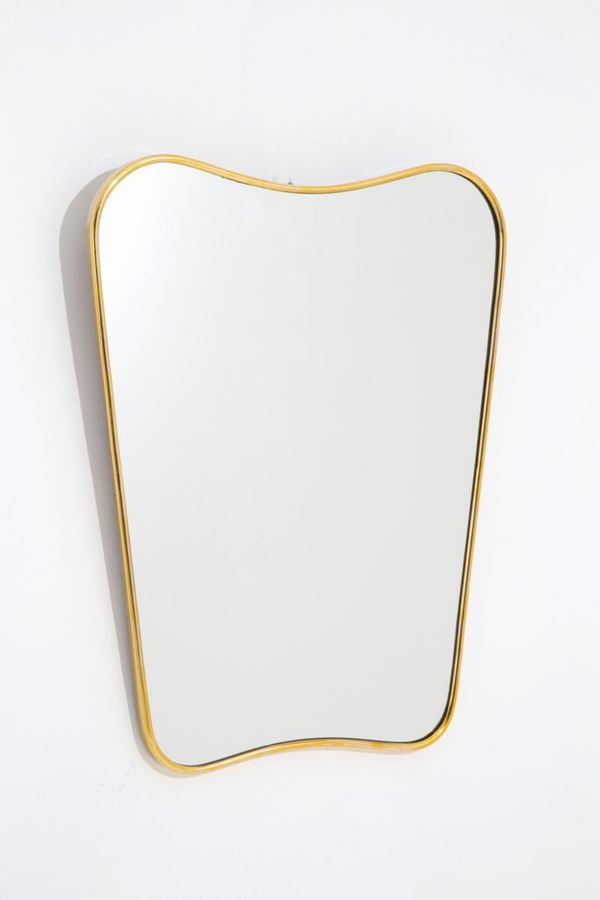 Shaped mirror