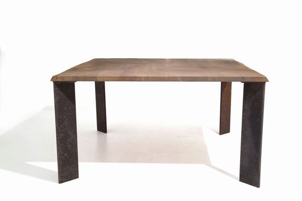 Square table