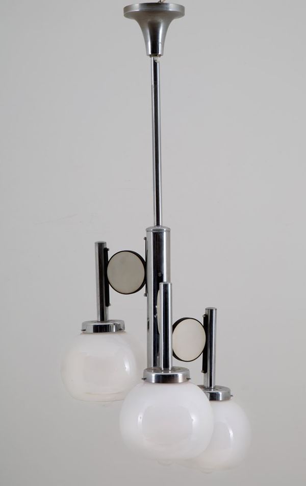 Three lights chandelier