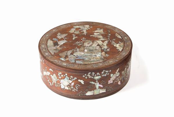Round box