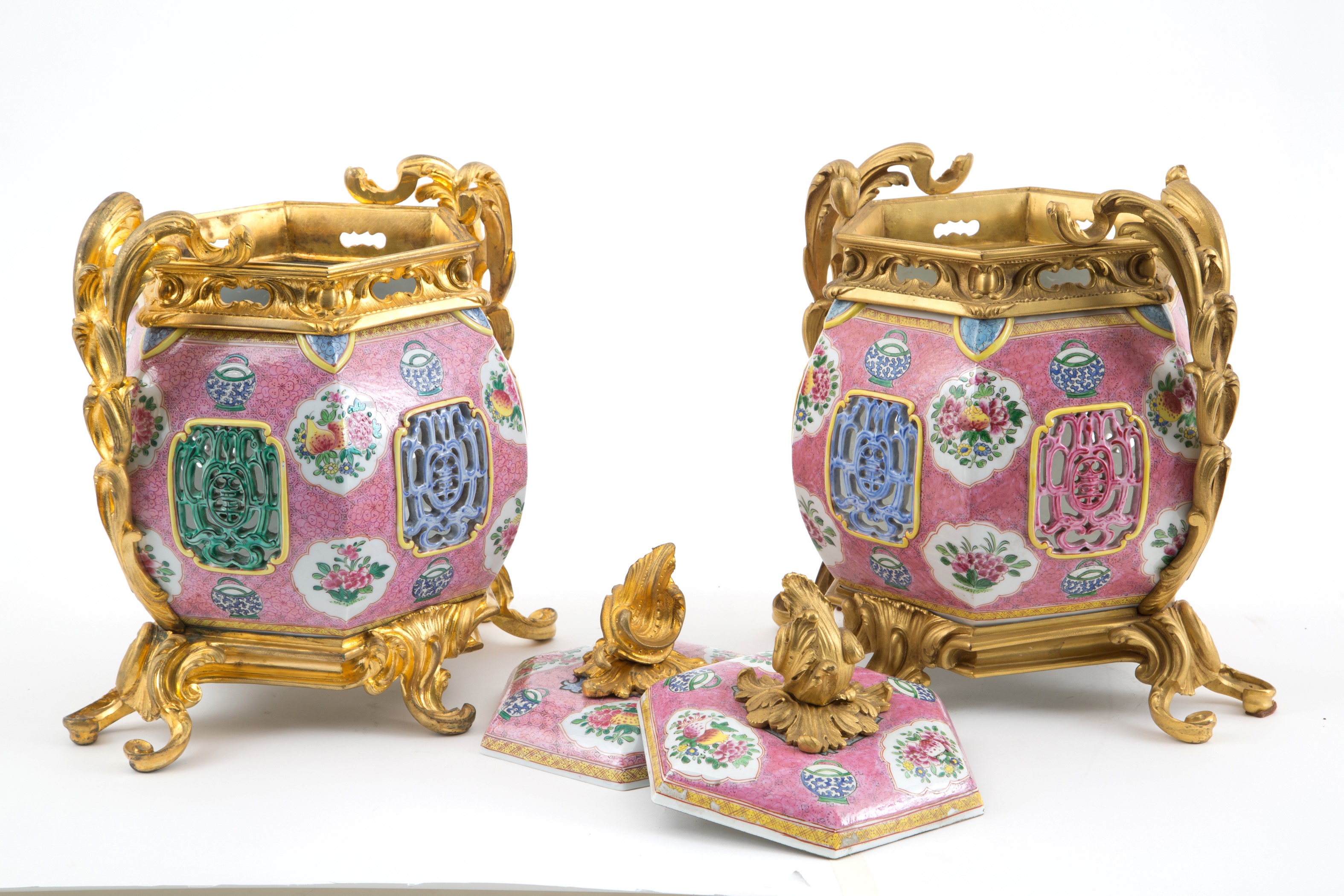 Coppia di vasi esagonali