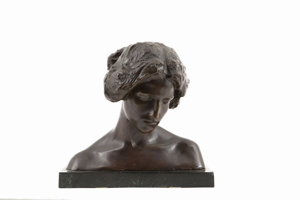 Bronze sculpture "BUST OF WOMAN"