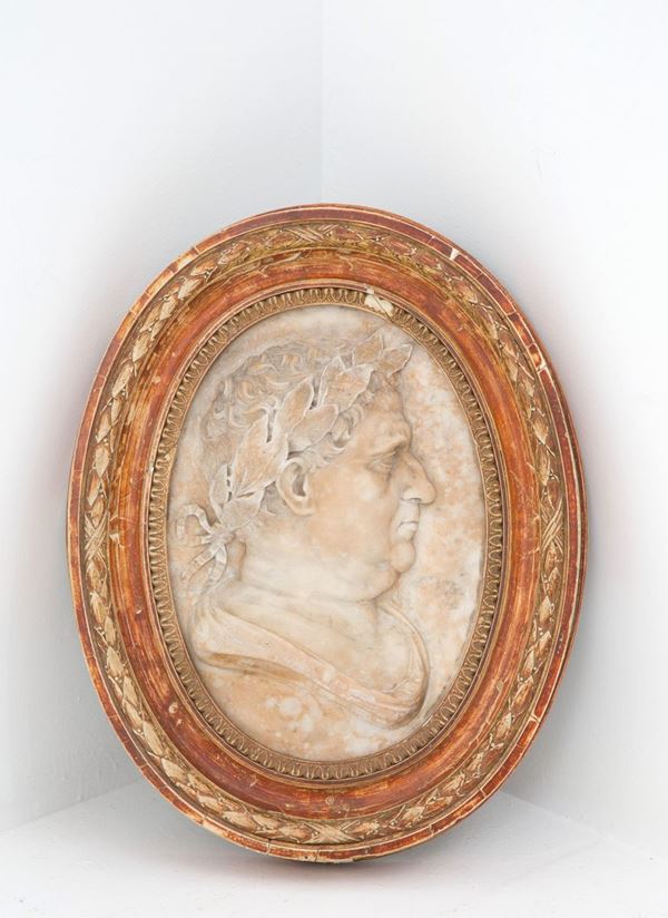 Oval plaque