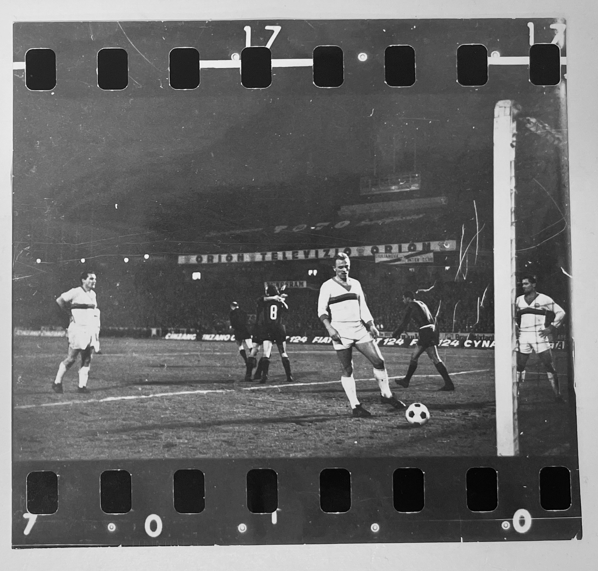Sei Sequenze Fotografiche Vasas Budapest-inter