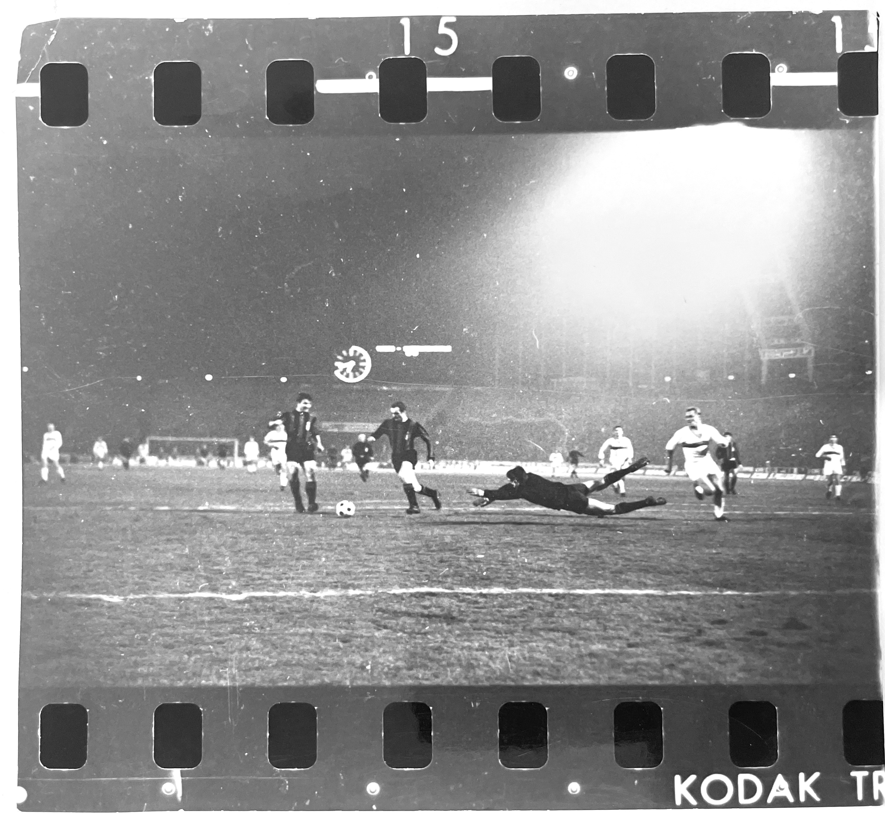 Sei Sequenze Fotografiche Vasas Budapest-inter