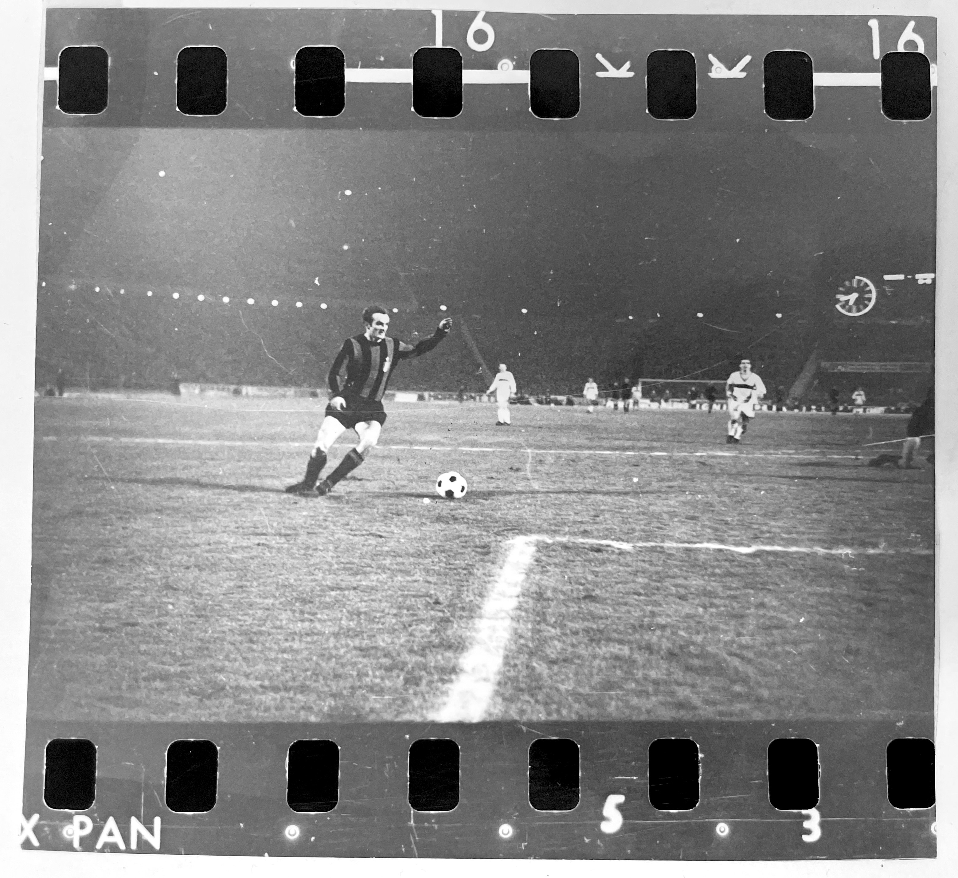 Sei Sequenze Fotografiche Vasas Budapest-inter