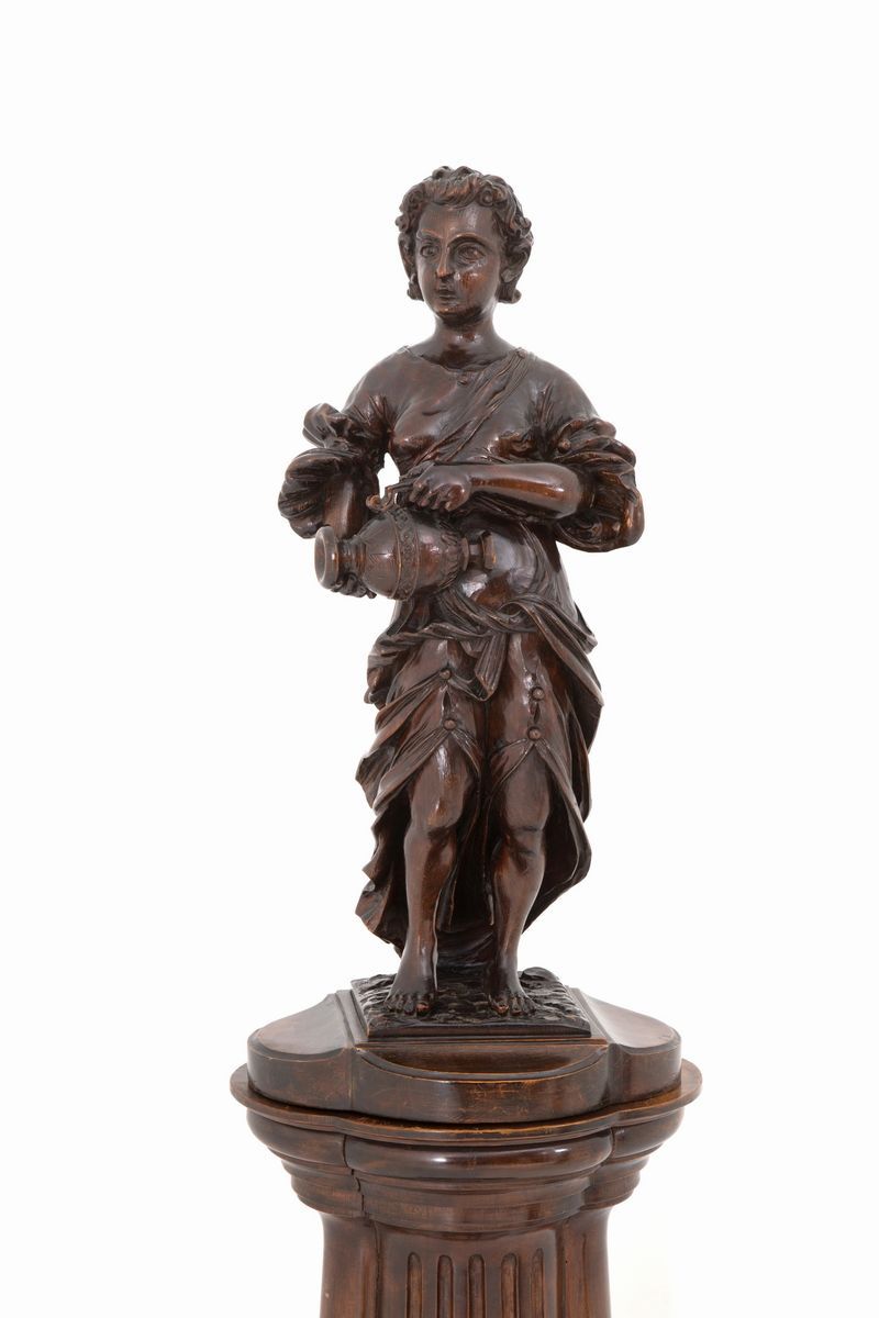 Colonna con scultura