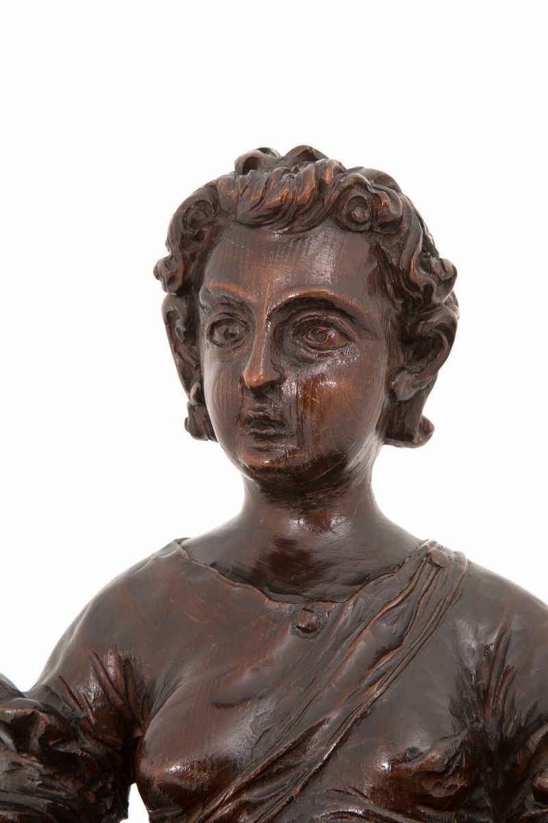 Colonna con scultura