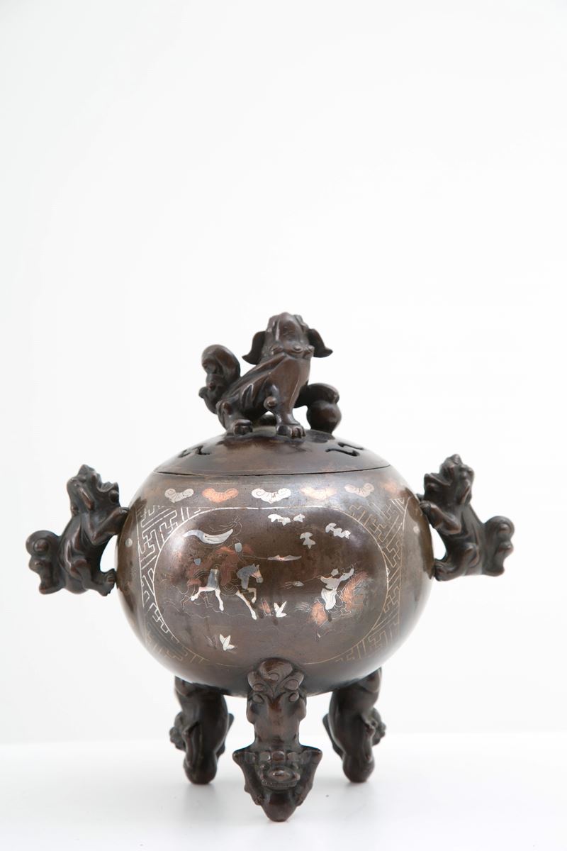 Bruciaprofumi in bronzo