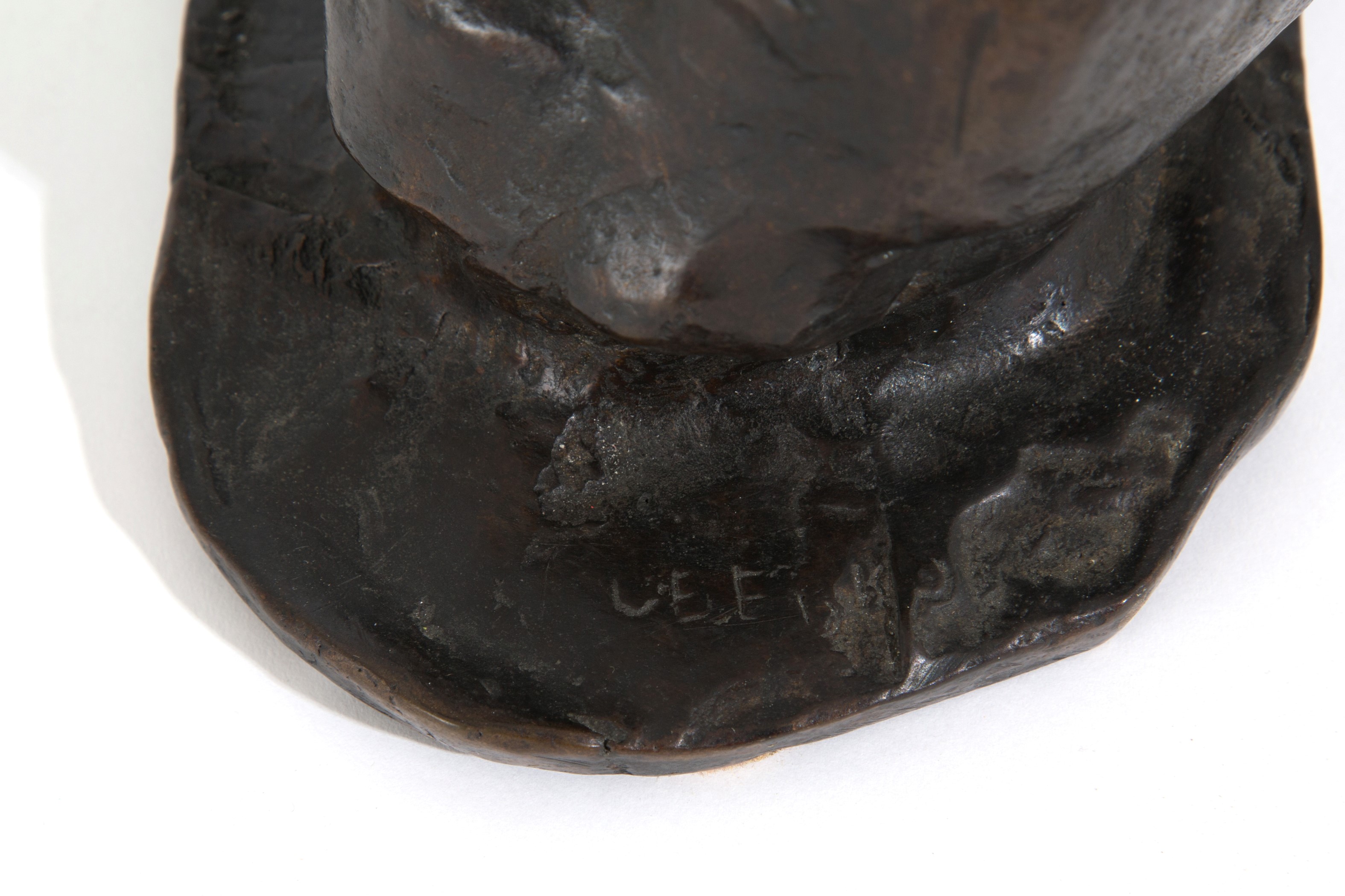 Scultura "CANE SEDUTO"