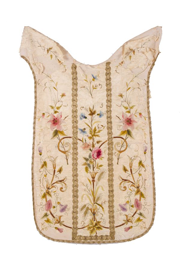 Silk chasuble. Italy