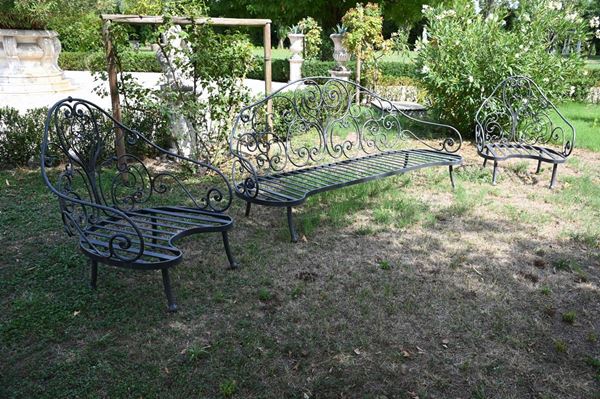 Sofa and pair of iron armchairs  - Auction MILANO DECOR (n° 86) - Viscontea Casa d'Aste