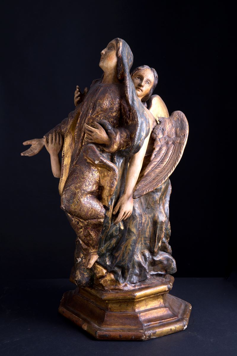 Scultura "MADONNA CON ARCANGELI"