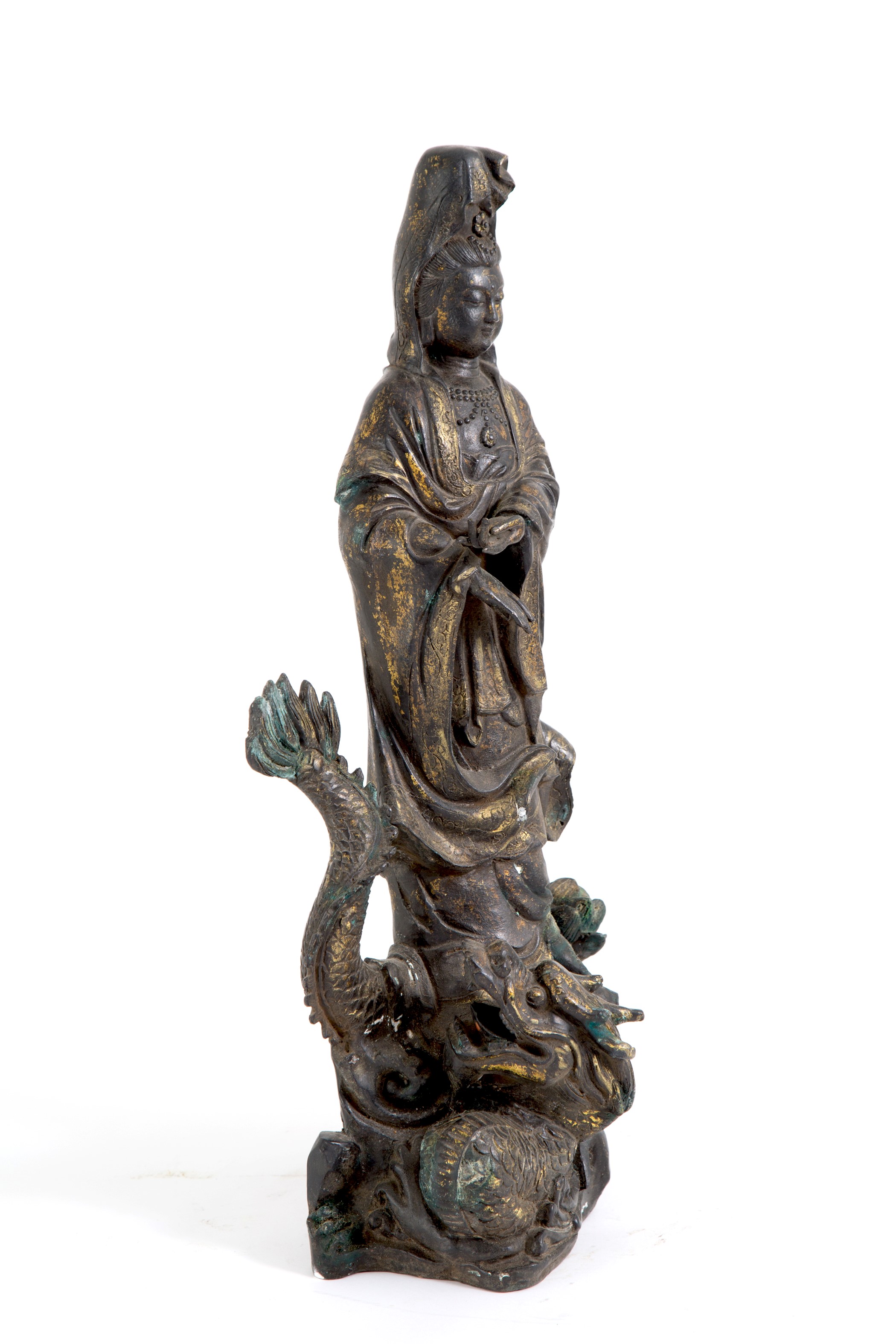 Scultura in bronzo "GUANYN SU UN DRAGO"