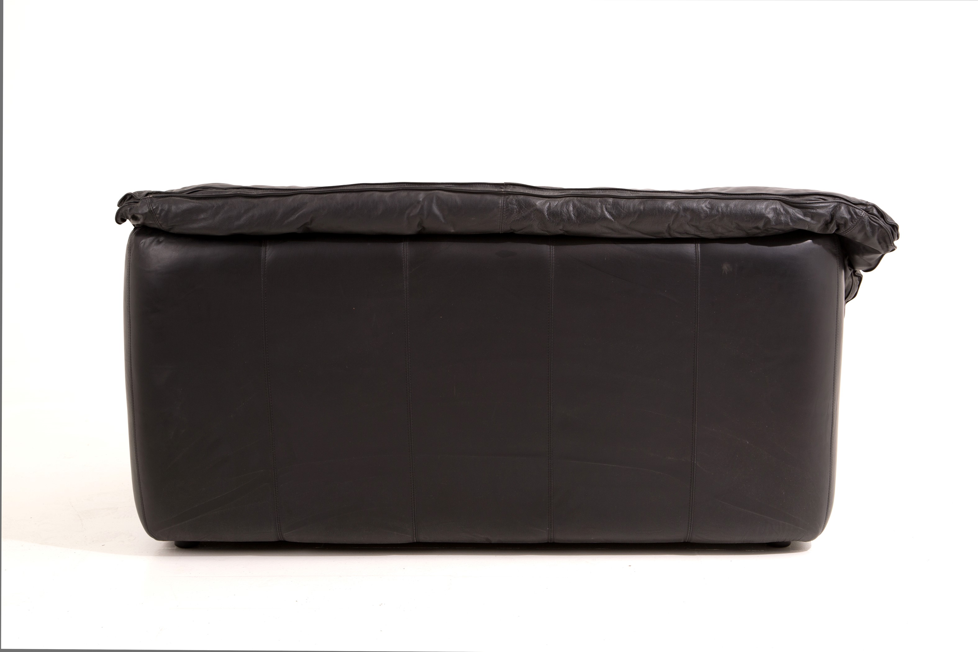 Divano in Pelle Nera