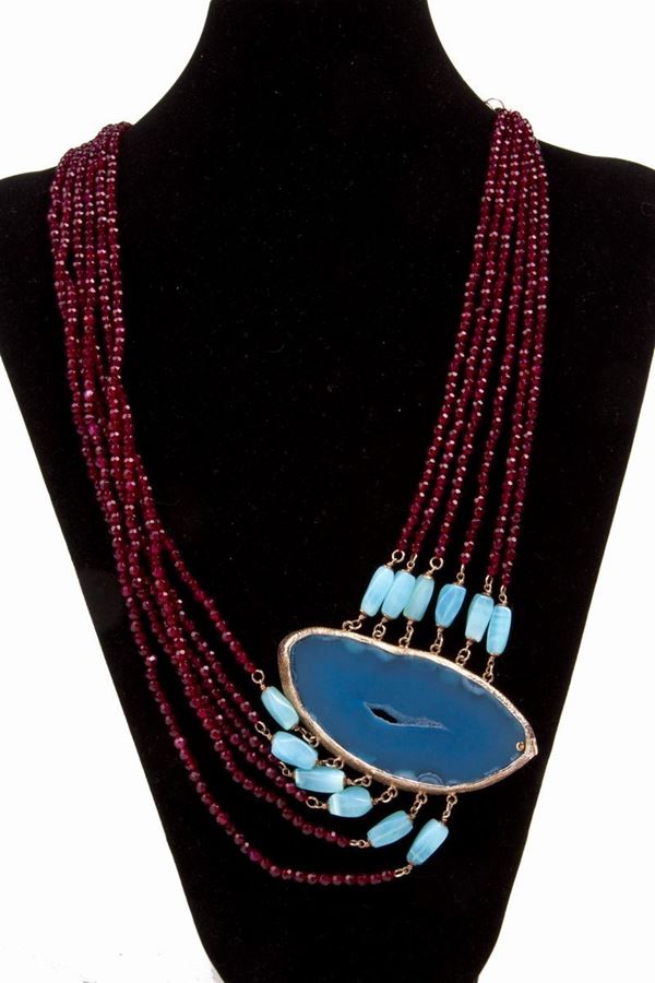 Collana con granate e agata