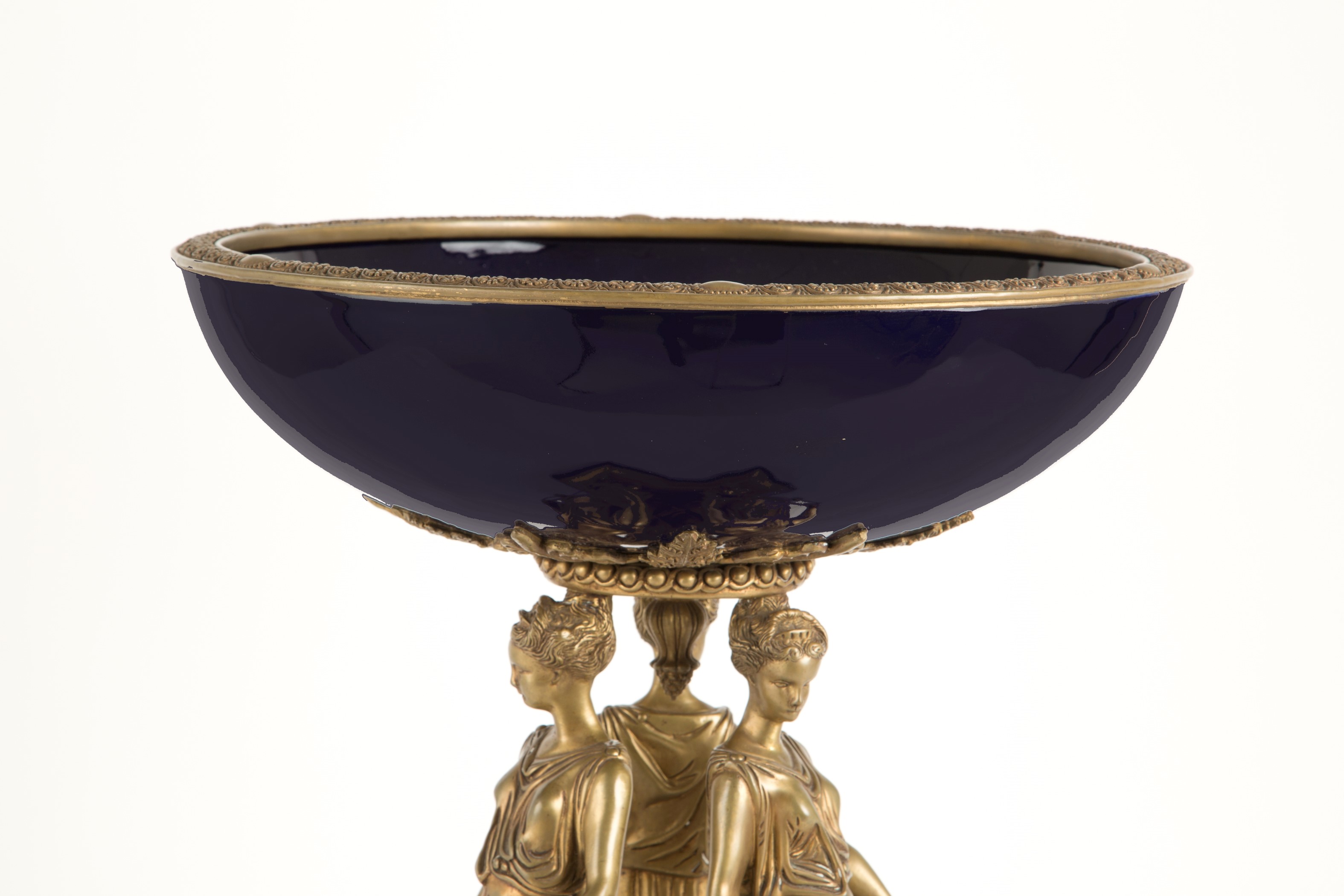 Centrotavola in bronzo