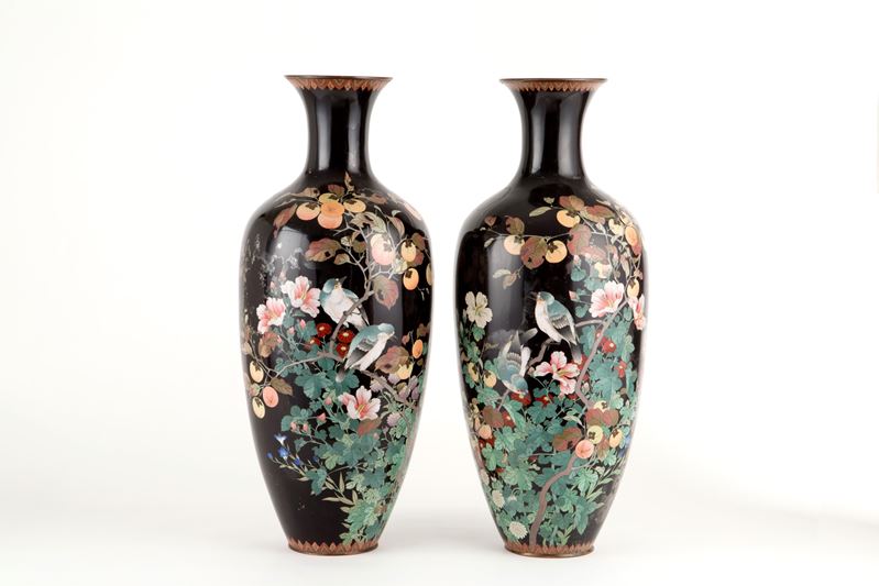 Coppia di vasi cloisonné