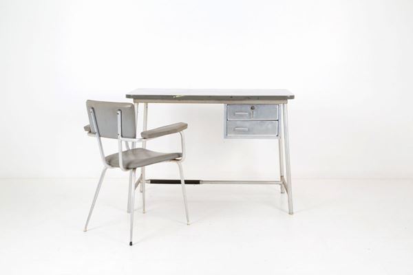 Desk with armchair in steel and sky